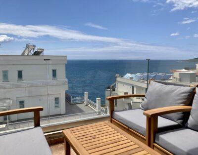 Turquoise Sea Apartment