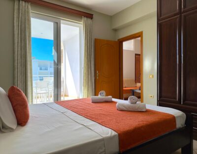 Central location 2BR apartment with sea view