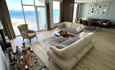 Seafront Oasis Luxury Apartment, with Sea View
